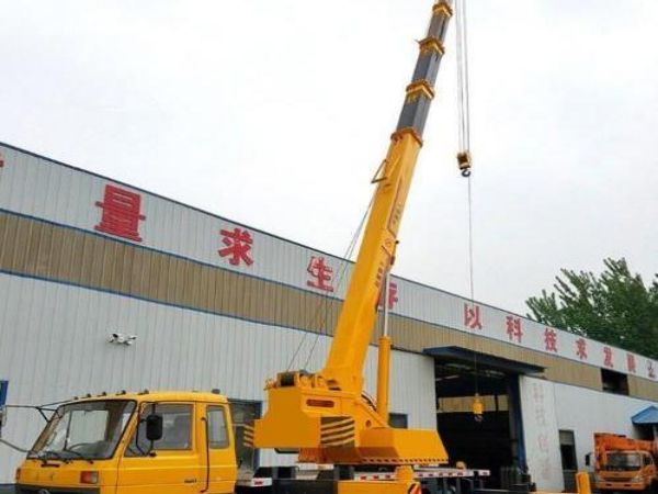 云梦县吊车租赁_哪里有专业的吊车出租公司?